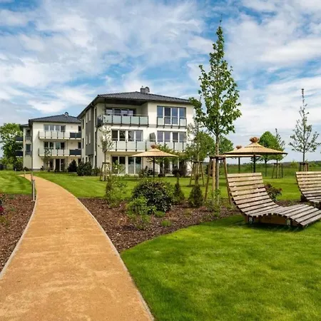 Haffhaus 1 In Garz Mit Blick Auf Haff Zirchow